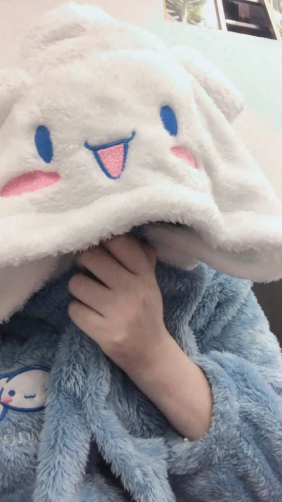Cinnamoroll pfp human