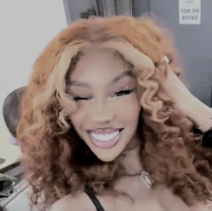 Sza PFP GIF