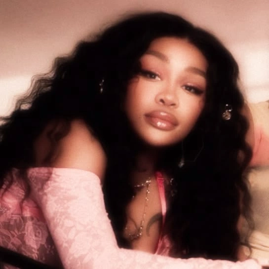 Sza PFP SOS