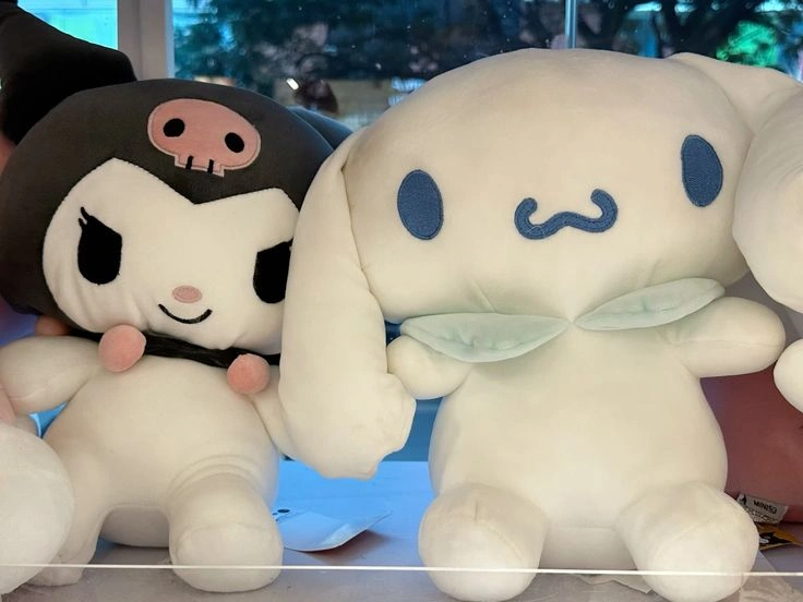 kuromi and cinnamoroll pfp