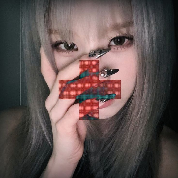 Cute Discord girl pfp with pastel tones and gentle expression