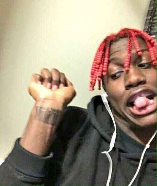 minimal yachty pfp clean look